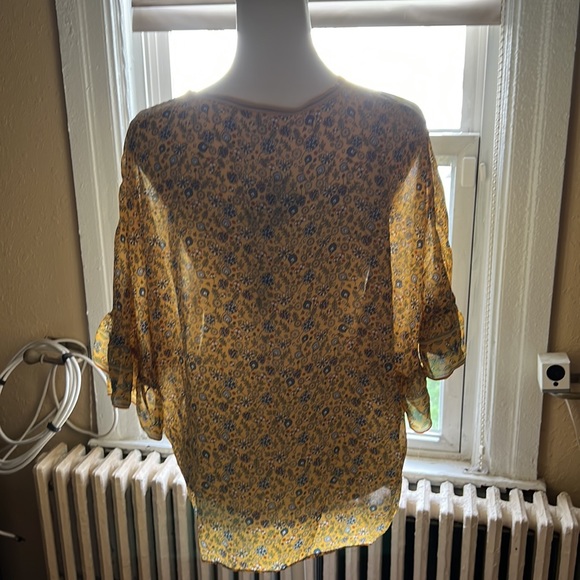 Blouse - Picture 2 of 2